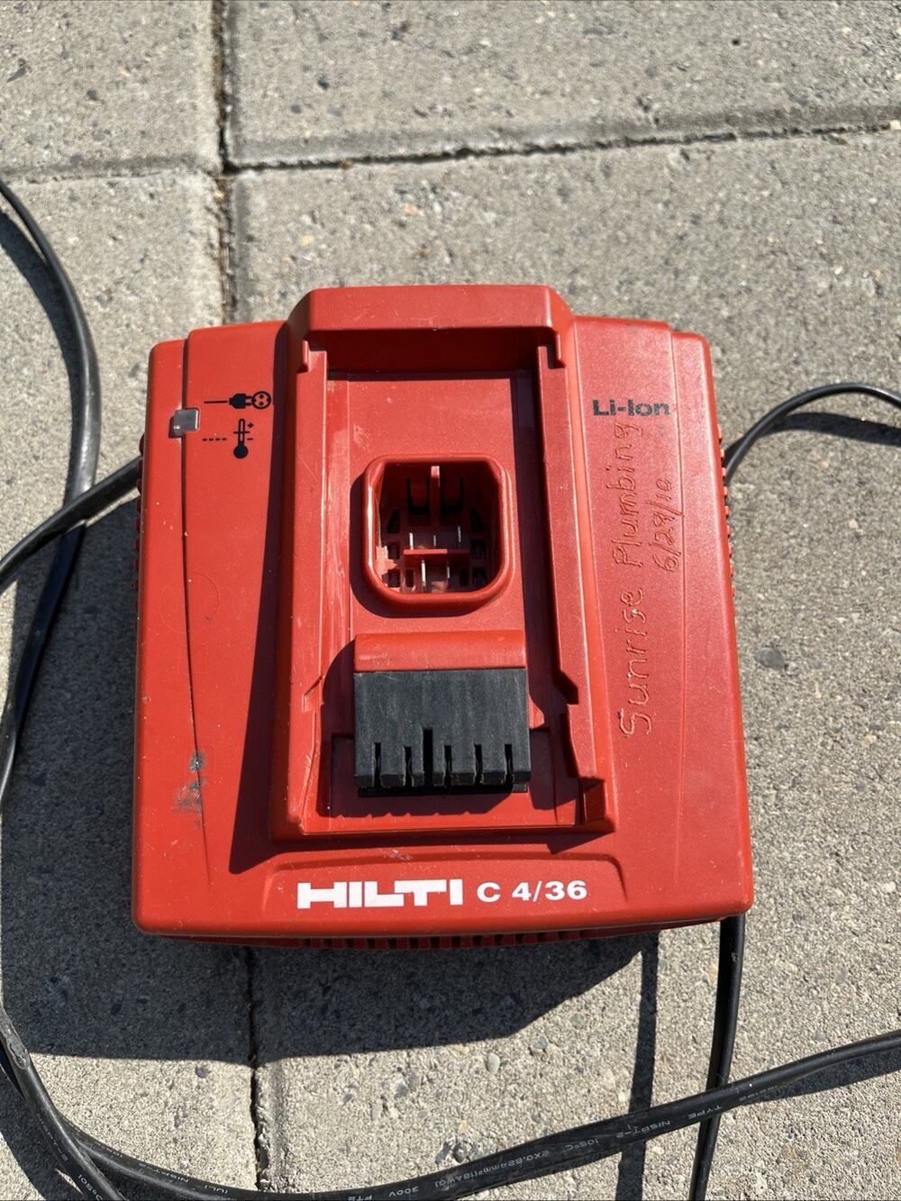 HILTI C 4/36 14.4V - 36V CPC Lithium-Ion Battery Charger TESTED